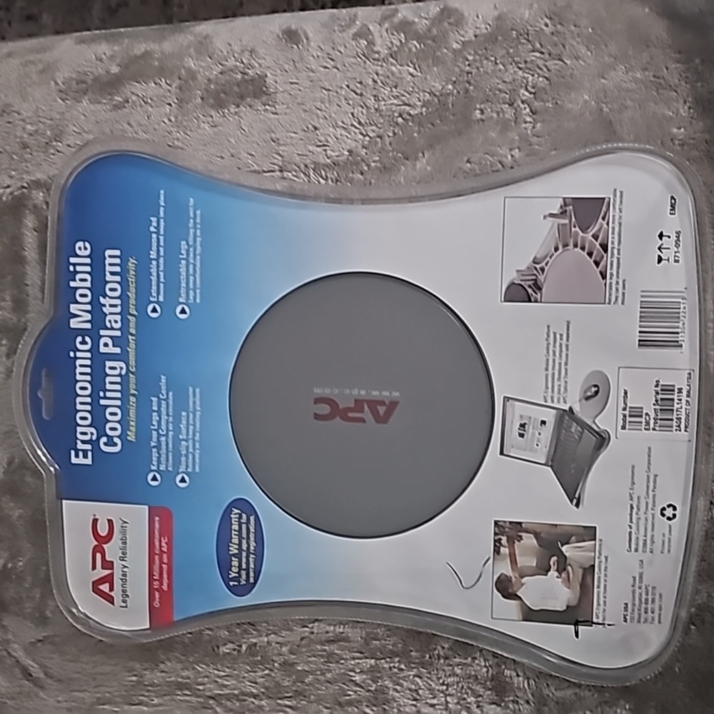 APC ERGONOMIC MOBILE COOLING PLATFORM NIB